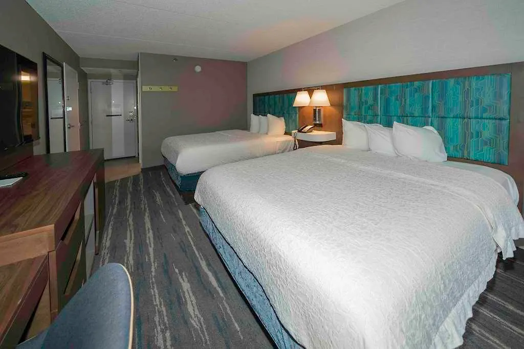 Hampton Inn St. Louis - Westport Maryland Heights Hotel