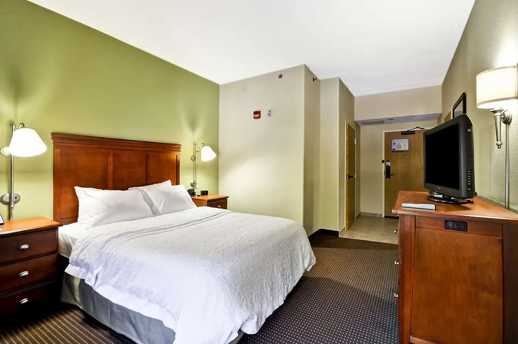 Hampton Inn St. Louis - Westport Maryland Heights