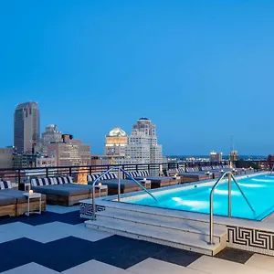 Hotel The Last, St. Louis